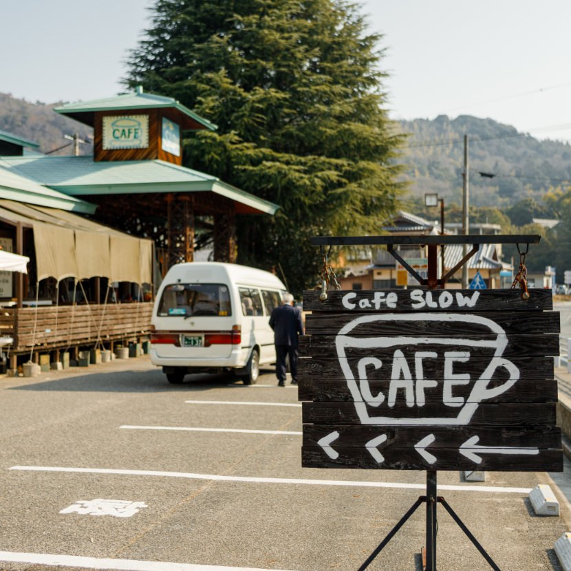 広くて停めやすい駐車場