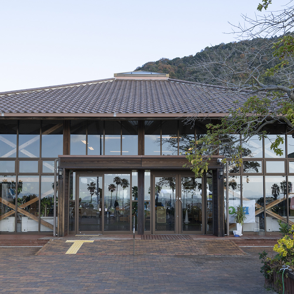 ぬくもりに包まれる総木造の宿